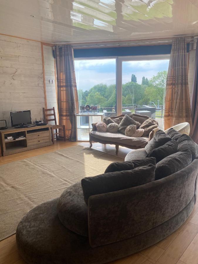 Domaine Des Ecuries Vailley Villa Bouleurs Luaran gambar